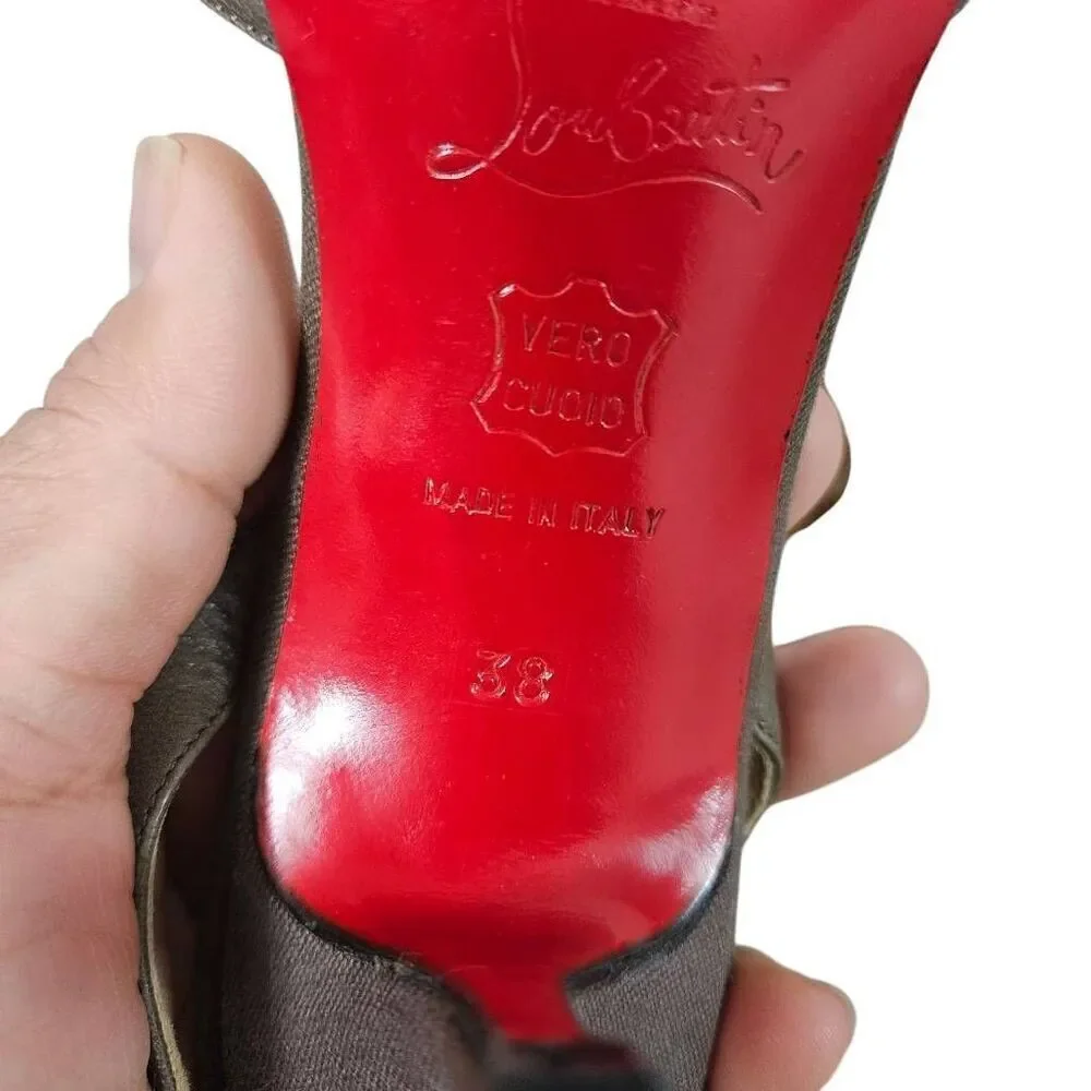 Christian Louboutin excellent pre